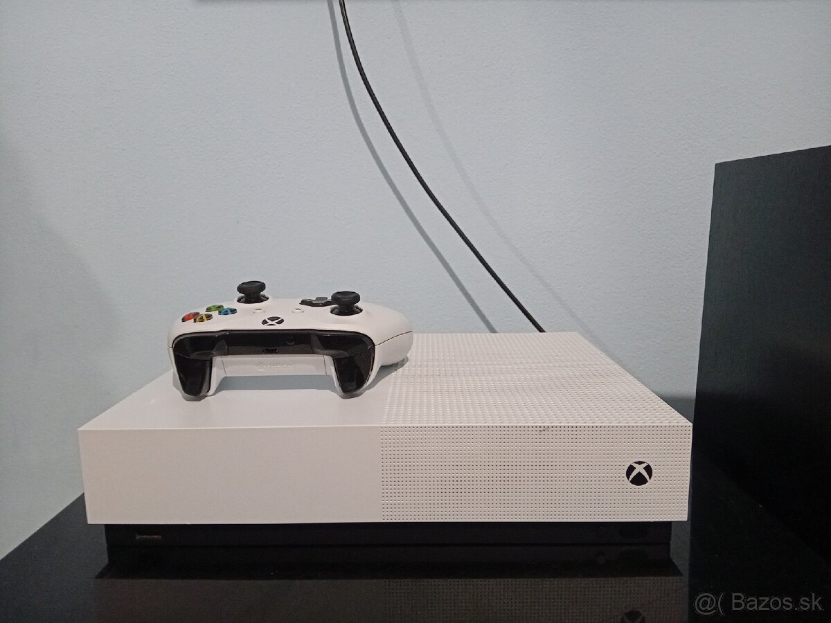 XBOX ONE S all digital 1Tb - 2