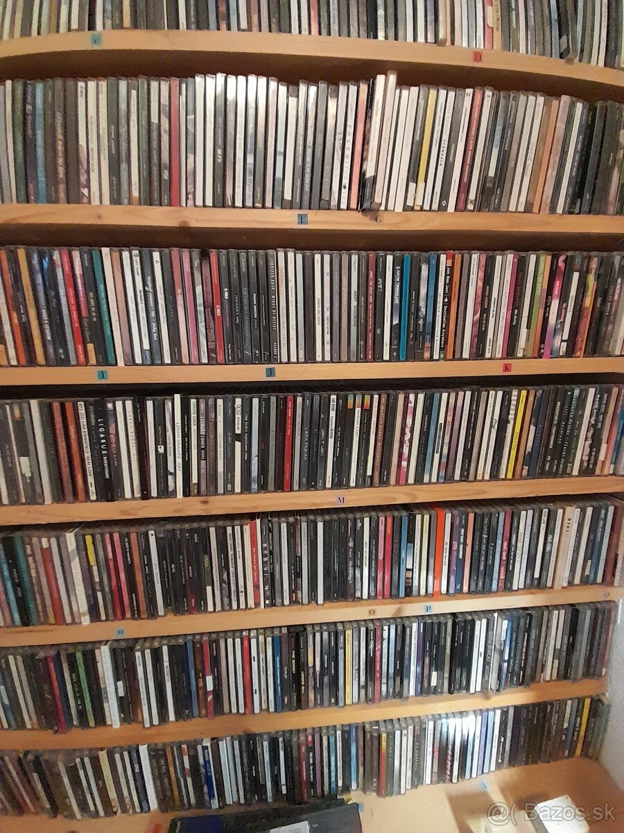 Zbierka CD - (740 kusov) - 2