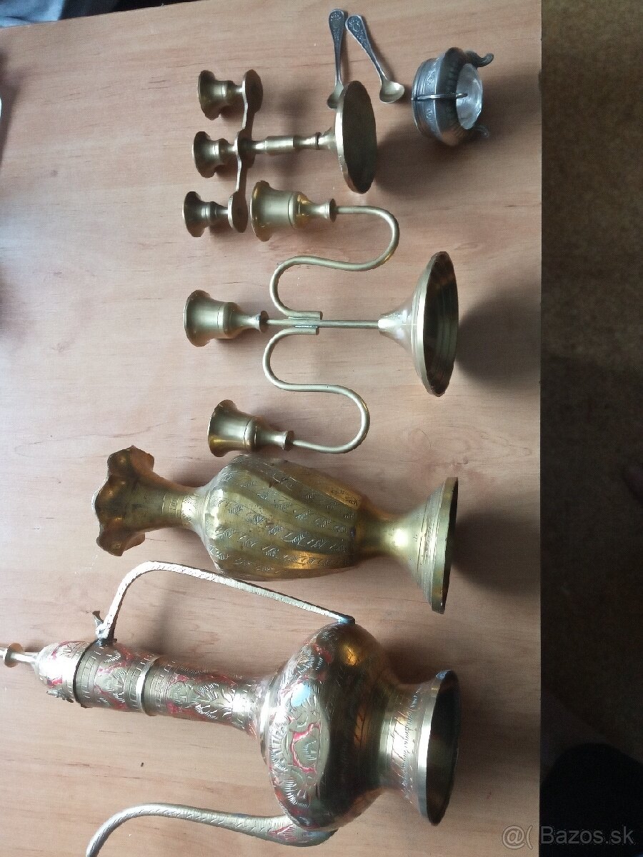 Vázy, svietniky mosadzné. - 2