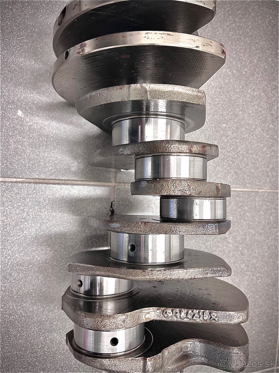 OM642 kľukový hriadeľ 320/350cdi - 2