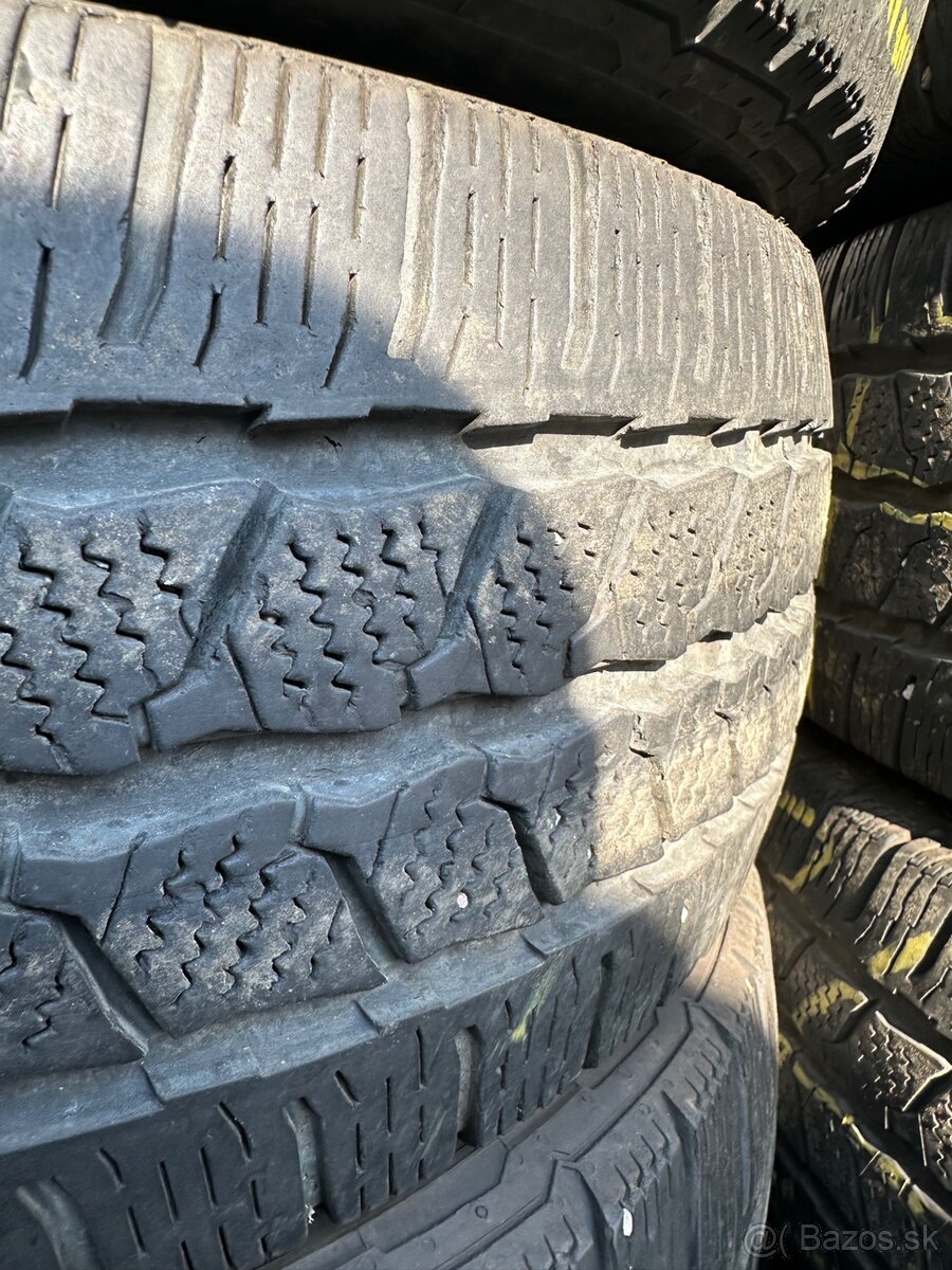 215/65 R16C zimne Continental - 2