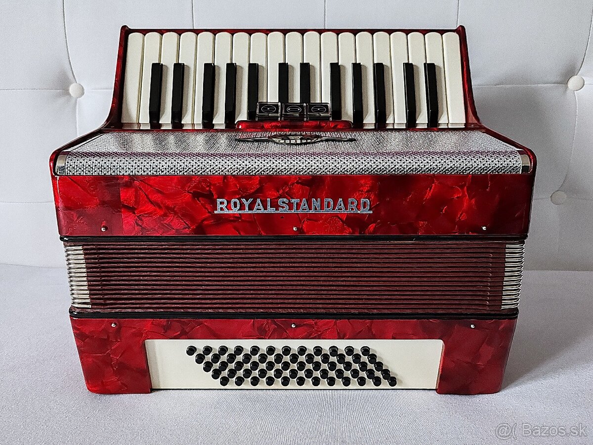 Predam akordeon ROYAL STANDARD 60 bas. - 2