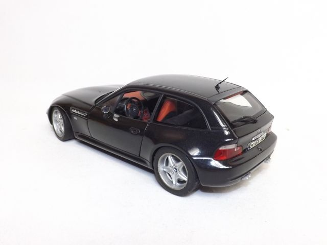 BMW M Coupé Dílerský model 1:18 - 2