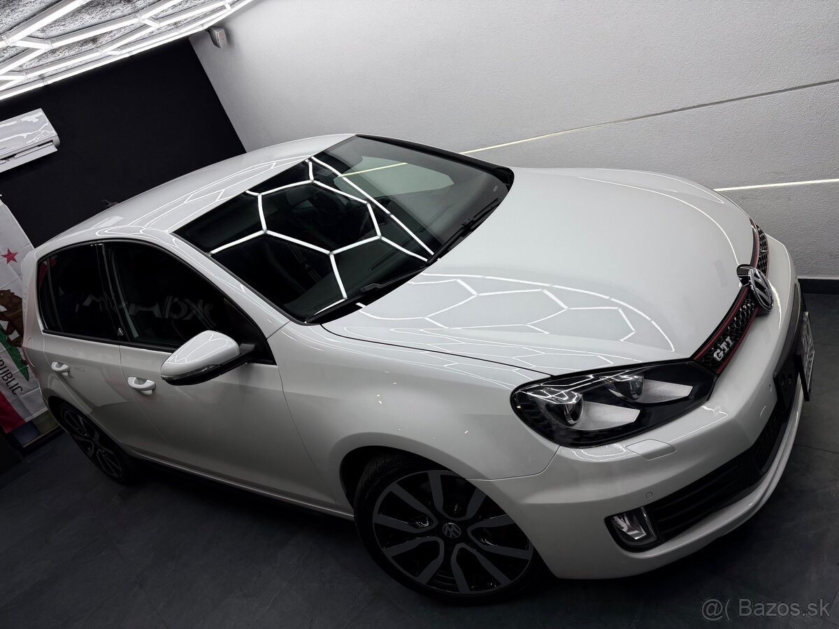 Volkswagen Golf 6 GTI DSG adidas edition SWISS - 2
