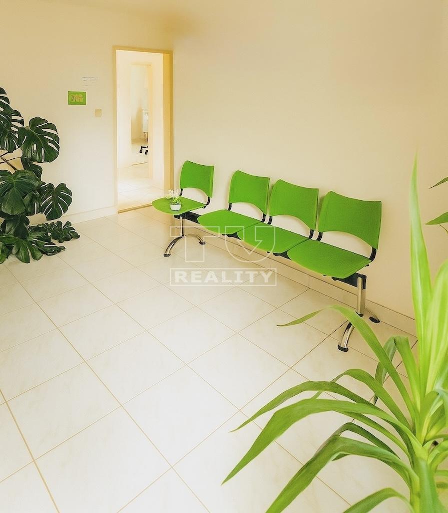 PRIESTOR NA PREDAJ VO VÝBORNEJ LOKALITE, TRENČÍN SIHOŤ,... - 2