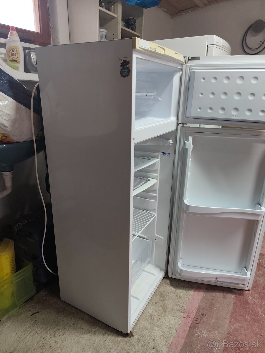 Chladnička Indesit - 2