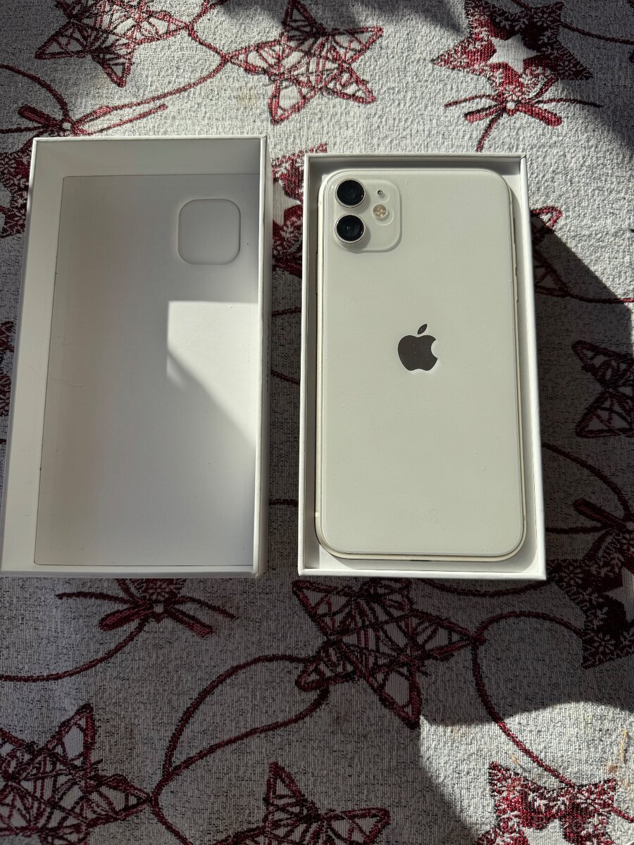 PREDÁM IPHONE 11 - 2