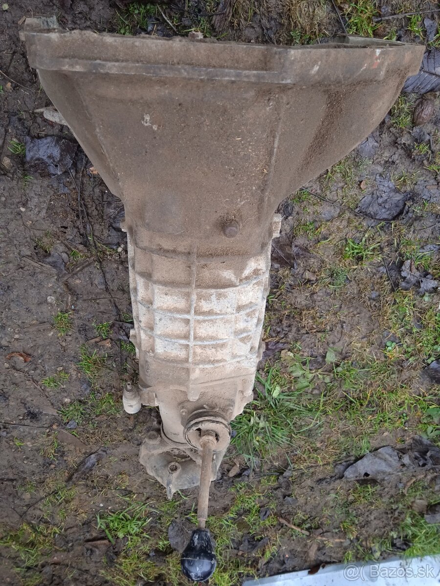 Predám prevodovku z LADA - 2