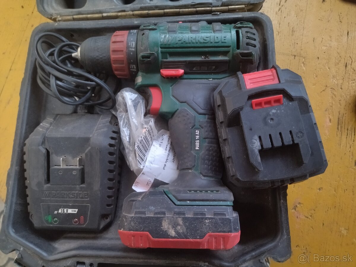 Aku skrutkovač na diely - 2