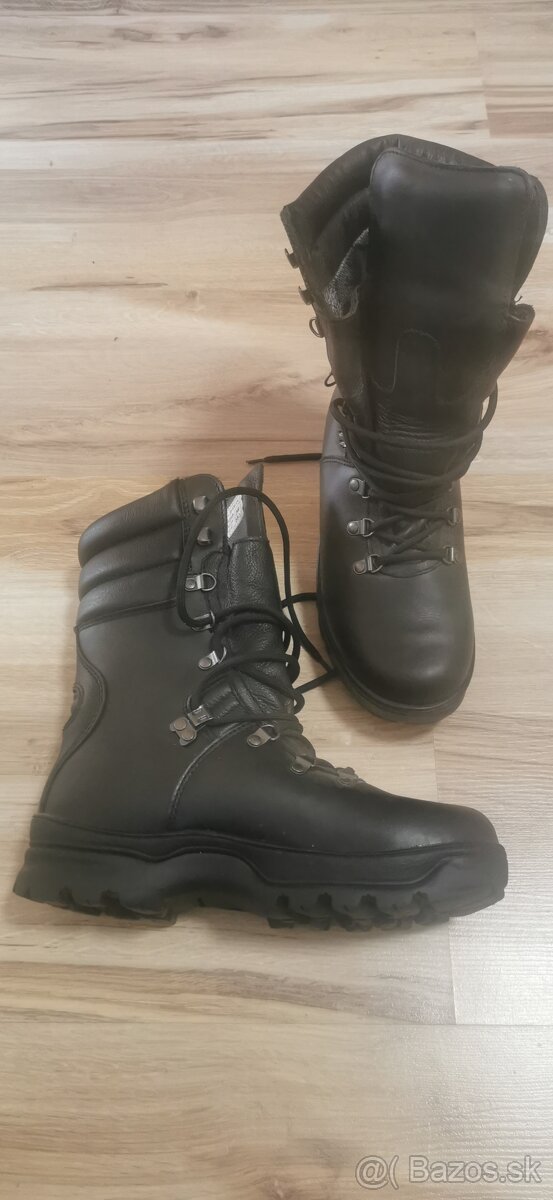 Vojenské Kanady Sympatex - 2