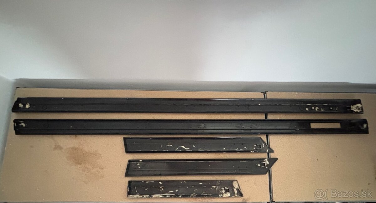 BMW E36 lišty dverí M3 aftermarket - 2