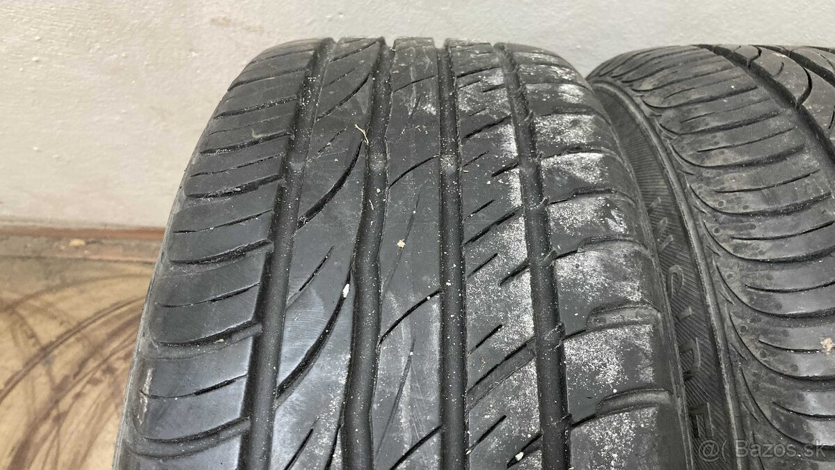 Letné pneu Barum 205/55 R16 - 2