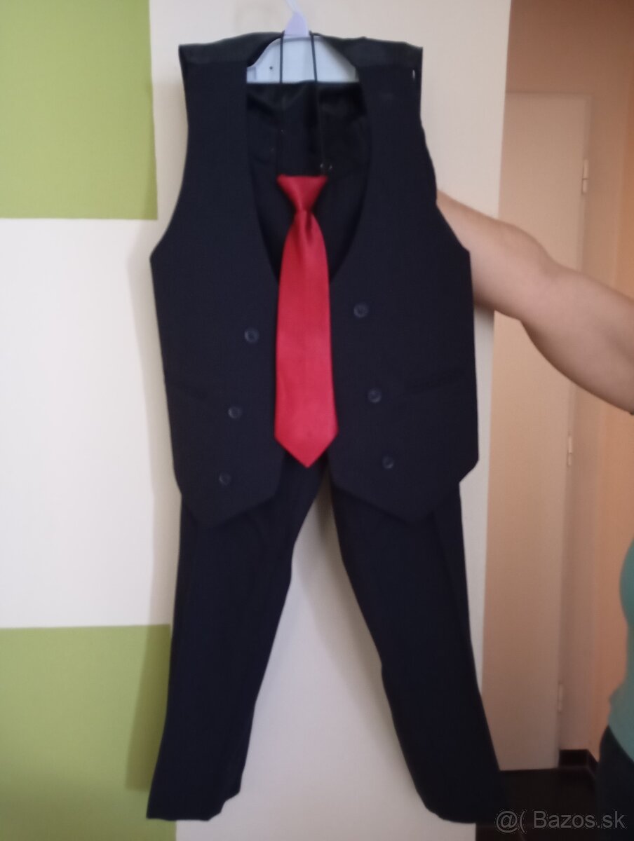 Predám oblek - 2