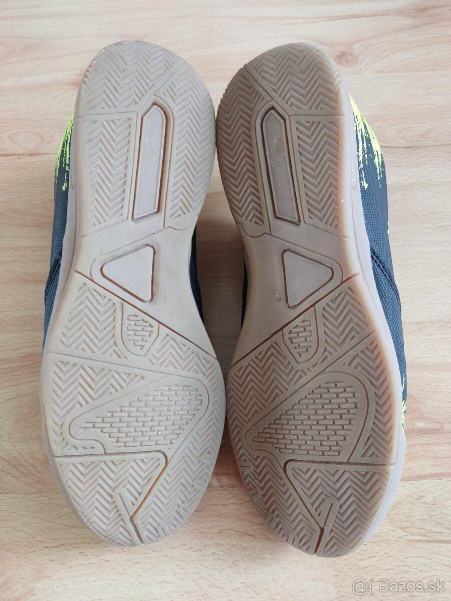 Halovky Kensis 37 - 2