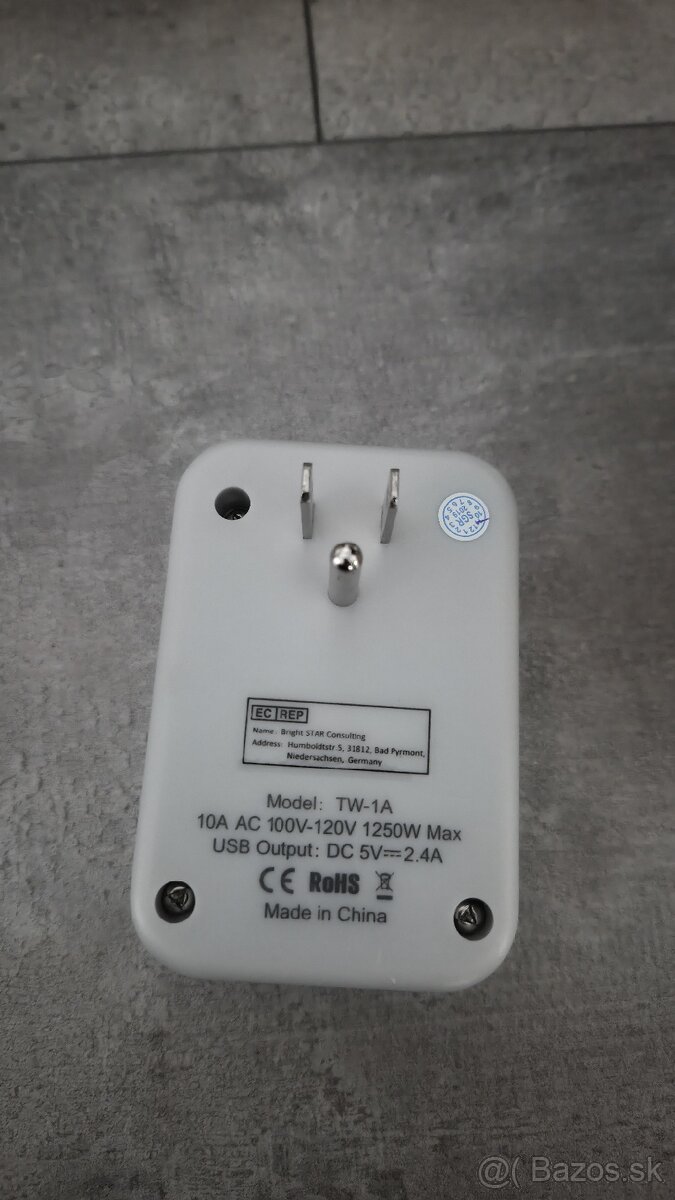 Cestovny adapter z US na EU - 2