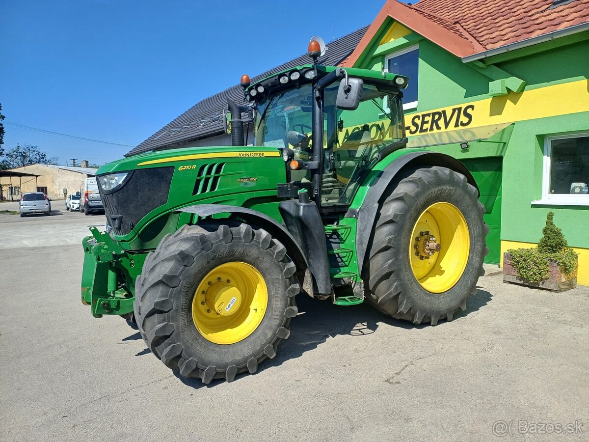 John Deere 6210R - 2
