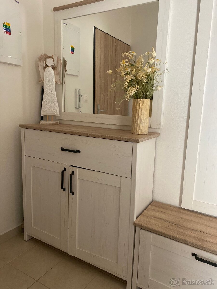 Chodbová zostava - 2