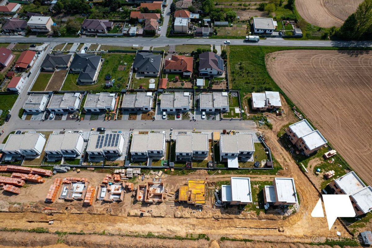 Predaj, Moderná novostavba 4-izbového rodinného domu + garáž - 2