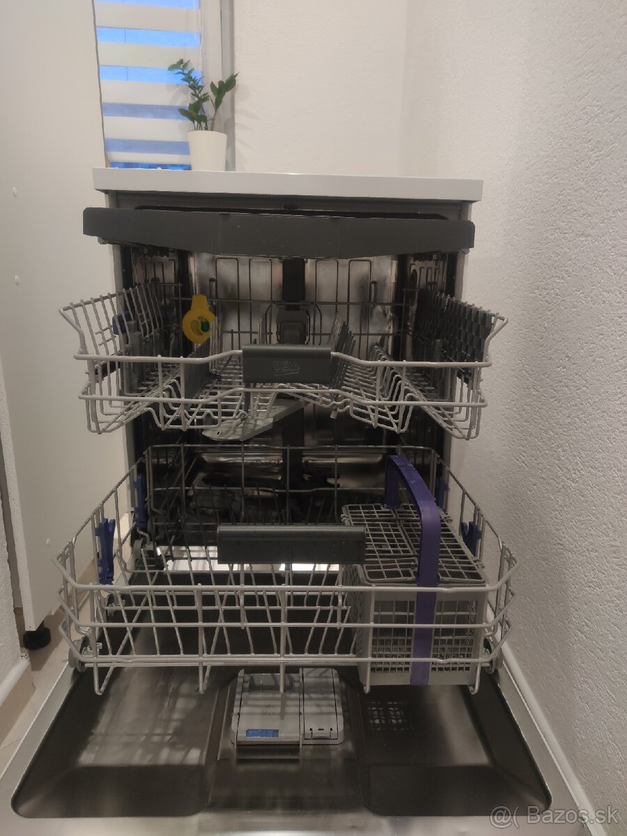 Umývačka riadu BEKO - 2