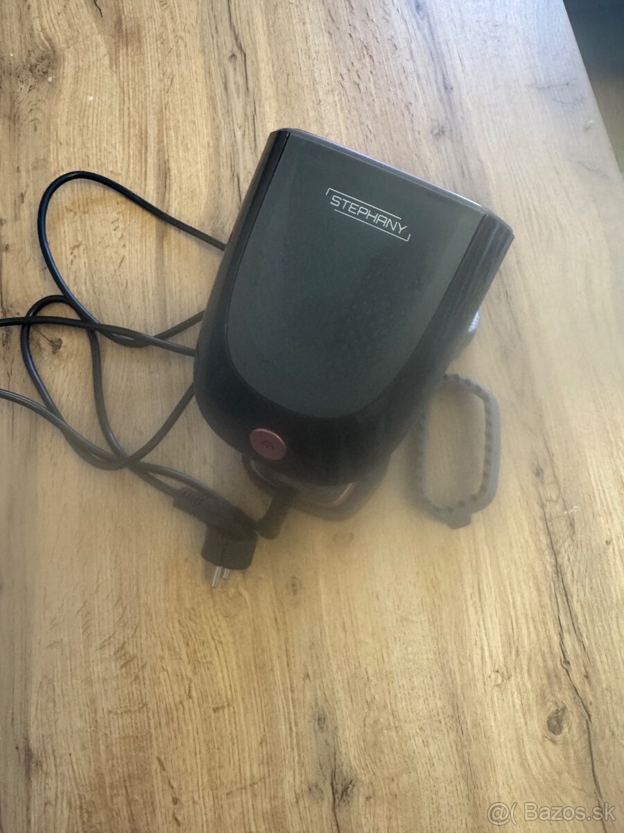 Ručný naparovač odevov ETA Stephany - 2