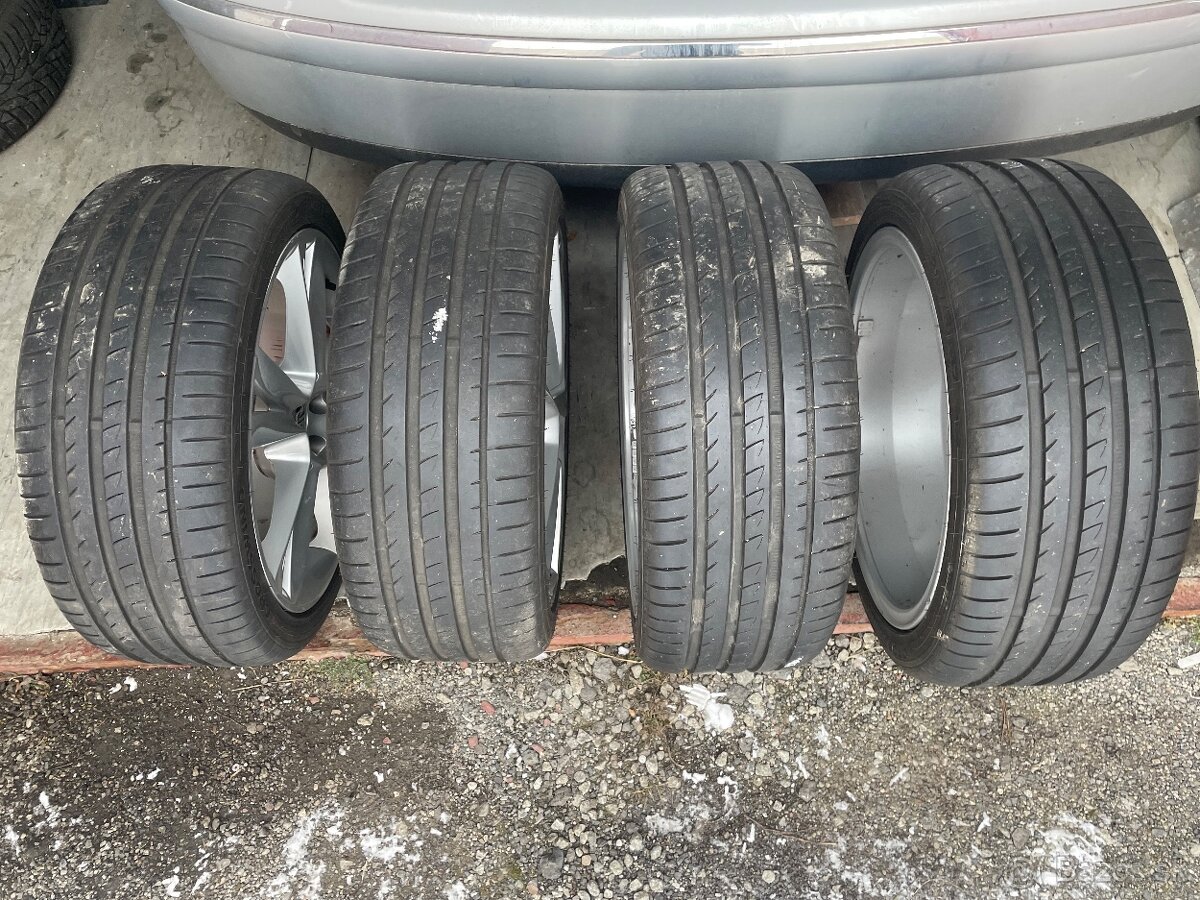 5x100 R17 215/40 R17 - 2