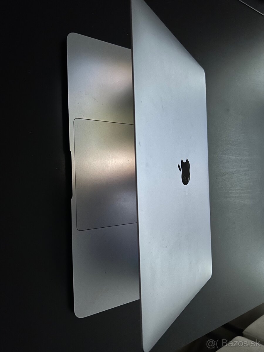 Predám macbook air M1 v TOP STAVE. Plne funkčný - - 2