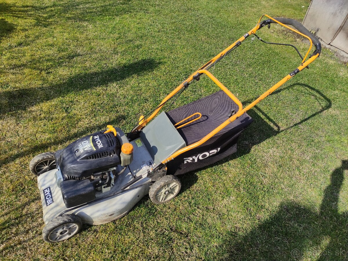 Benzínová kosačka RYOBI - 2