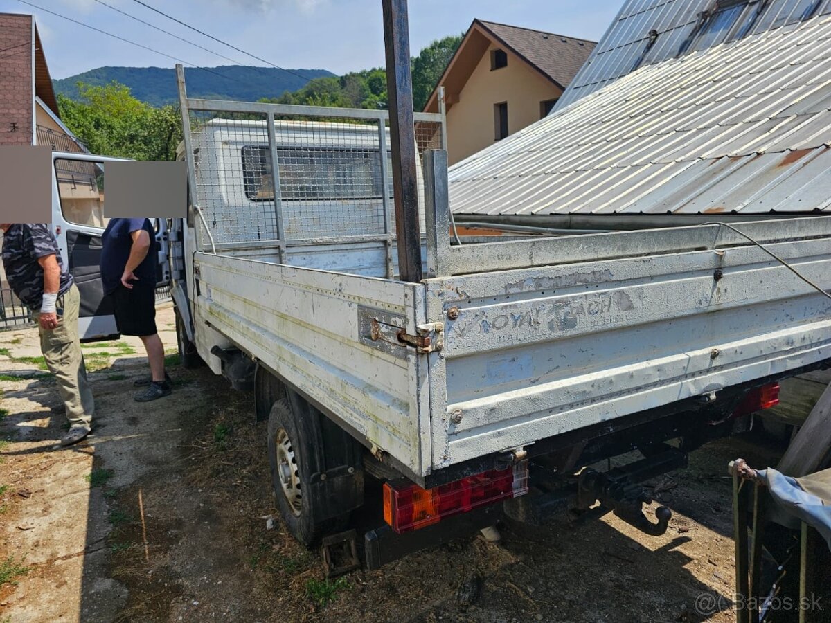 Mercedes-Benz T1 (séria 207–410) - 2
