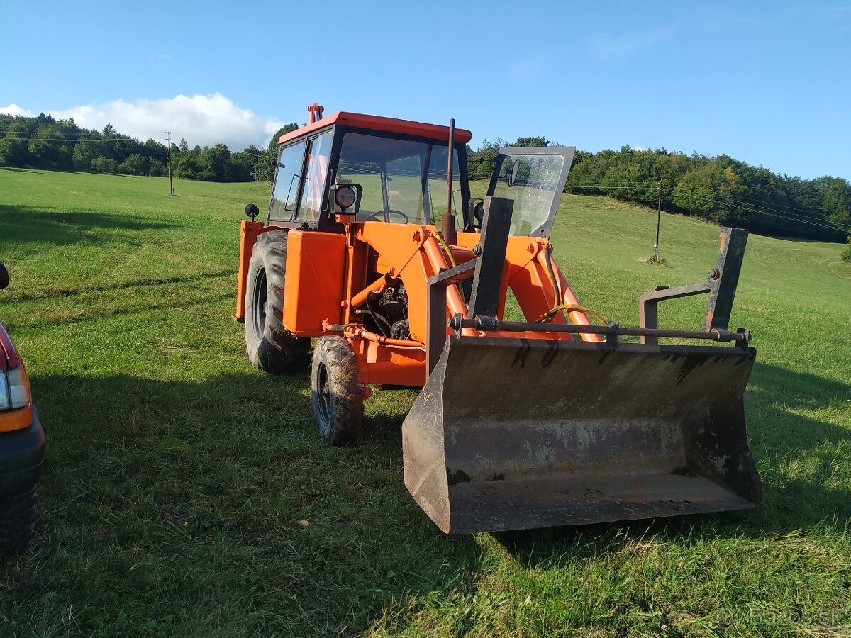 Traktor Báger Ostrowek - 2