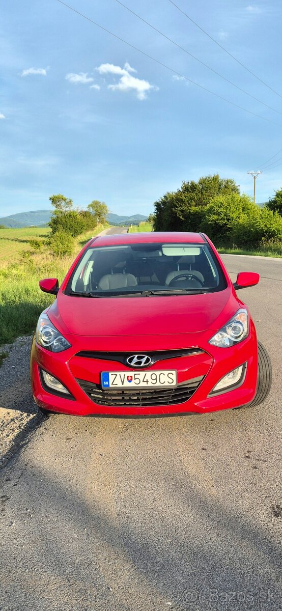 Predam Hyundai i30, 1.6 MPi, hatchback - 2