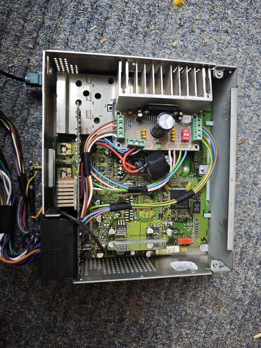 Radiovy modul BMW BM54 po repase - 2