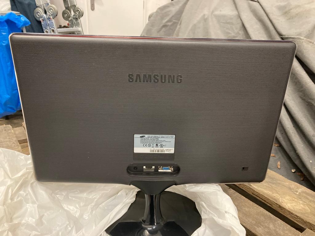 Monitor SyncMaster S24B370 - 2