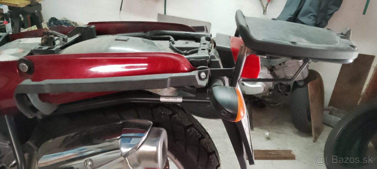 BMW R1100R - 2