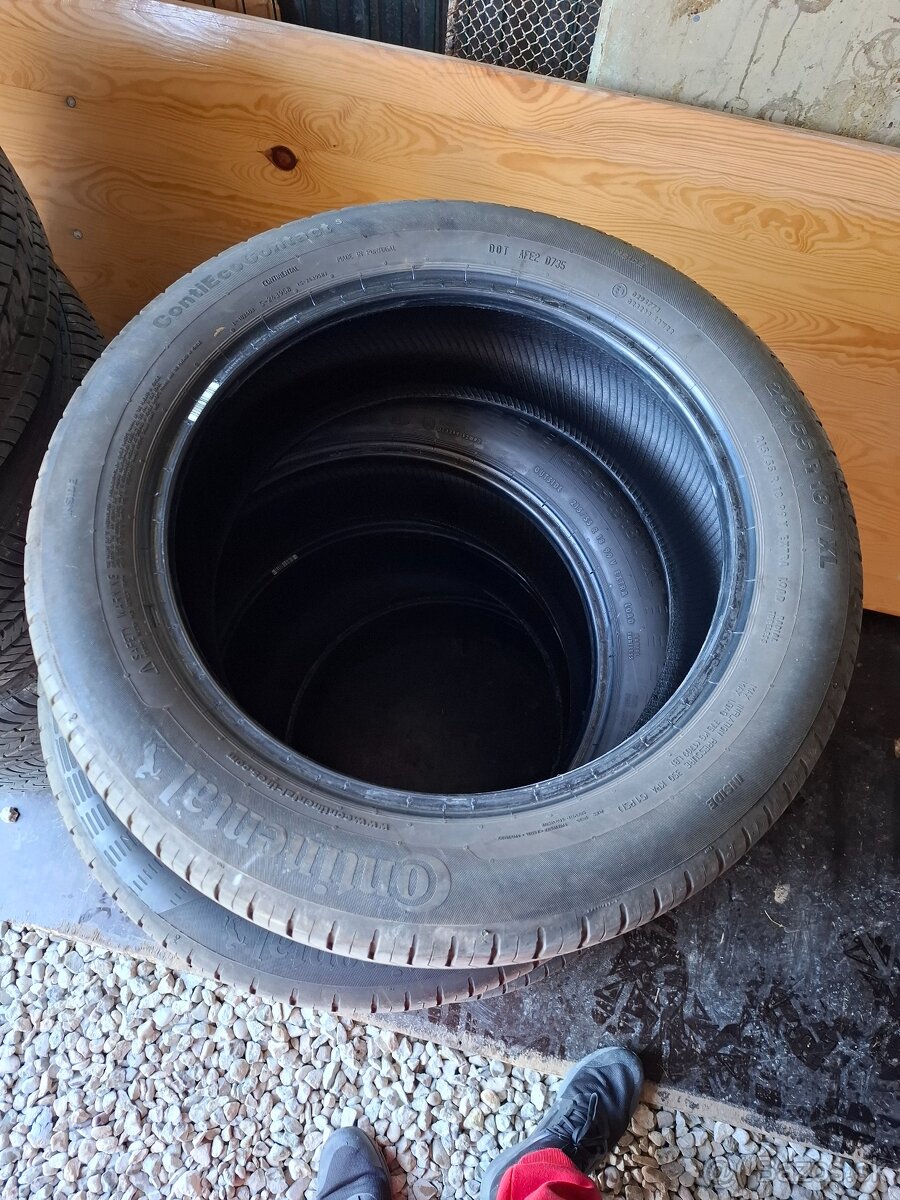 Predam pneu 215 55 r18 - 2