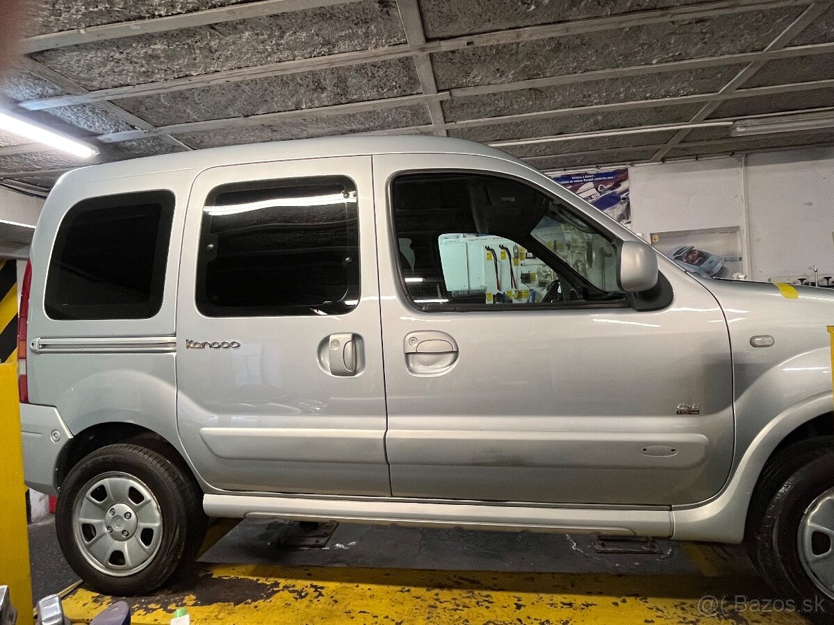 RENAULT KANGOO...RX4...4X4...NAFTA... - 2