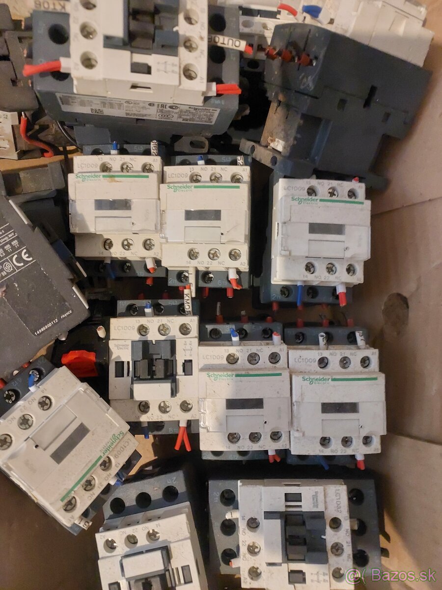 Motorový spúšťač, stykač, relé. - 2