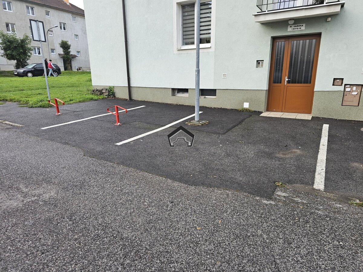 Na predaj parkovacie mesta vo Zvolene - Sekier - 2