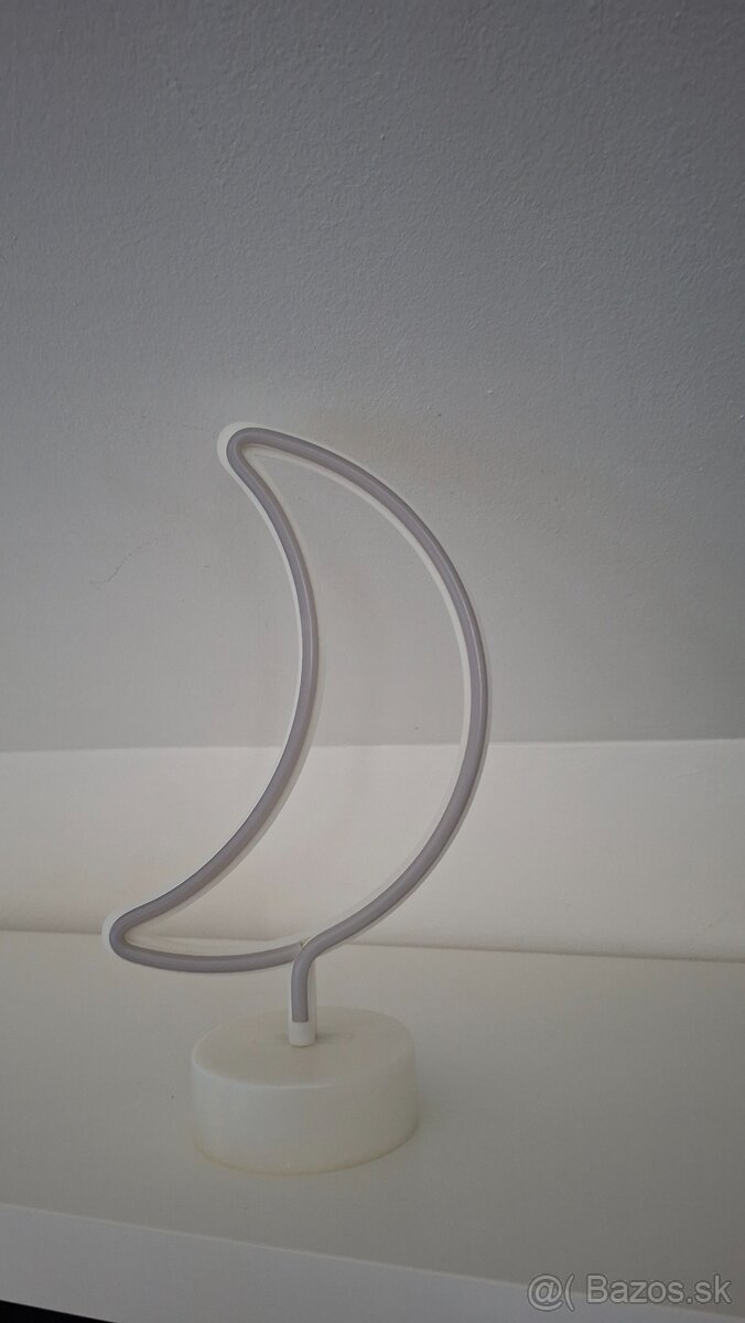 Lampička v tváre mesiaca - 2