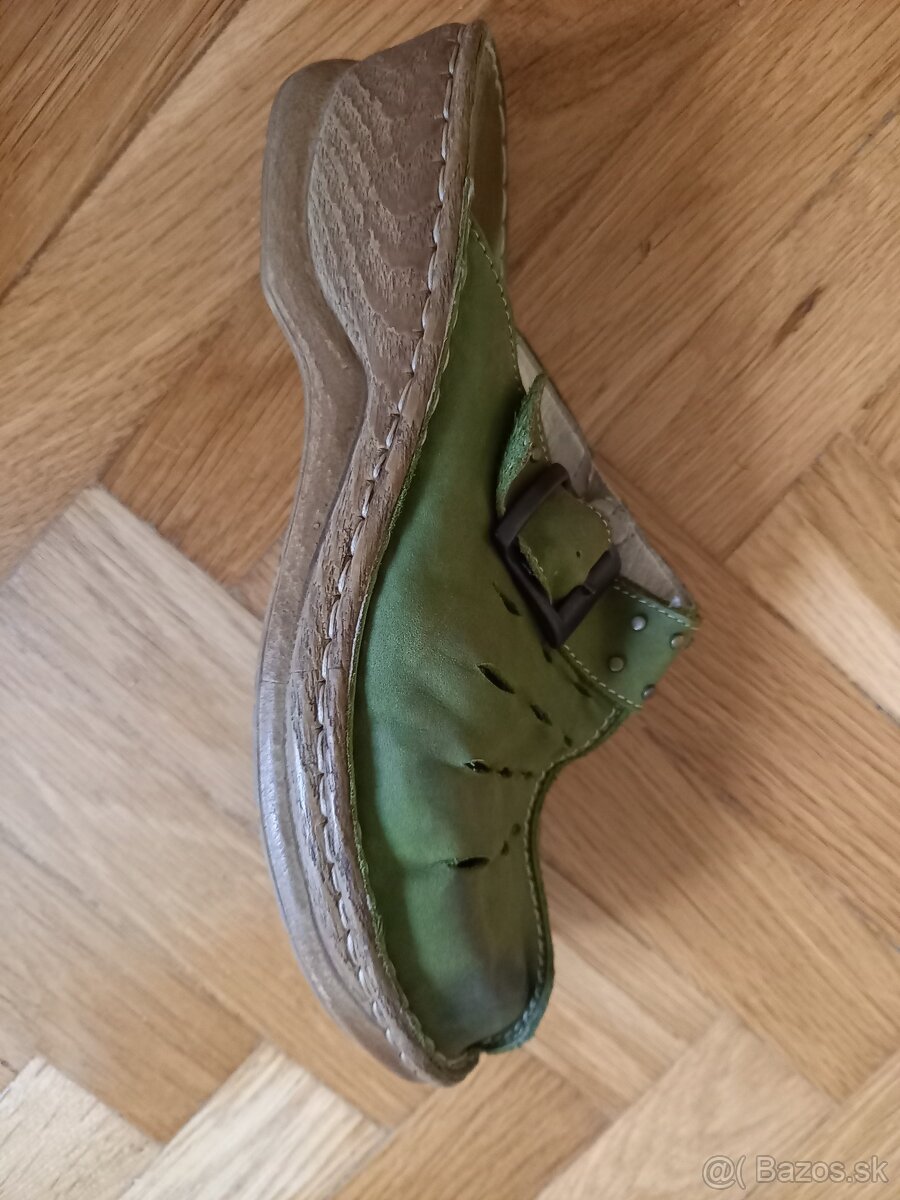 Lodičky a vsuvky veľkosť 39 - 2