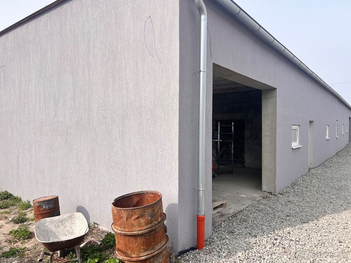 Sklad, garáž s jamou - 2