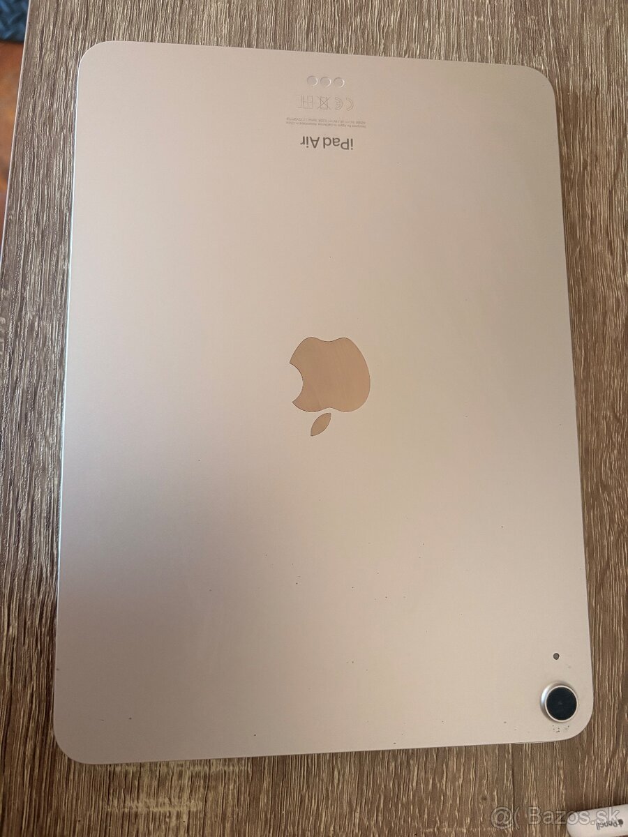 iPad Air 5, 64GB - 2