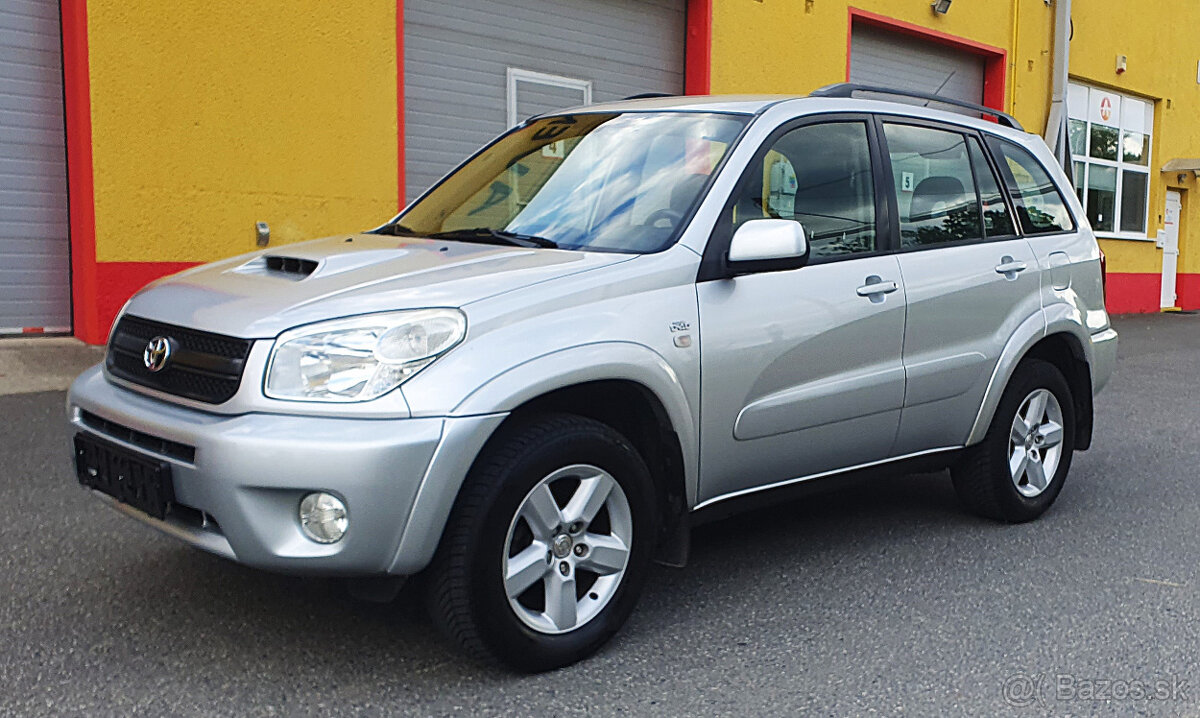 Toyota RAV4 2.0 D-4D, 2005, Dig. klima, Tažné, Bez koroze.