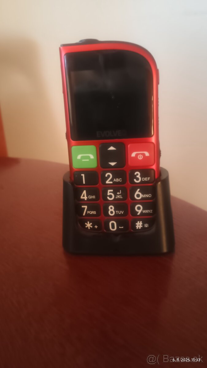 Predám mobilný telefón Evolveo - 2