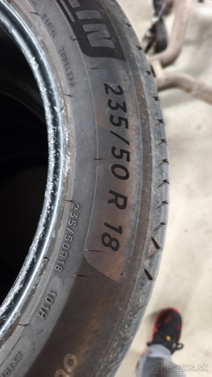 Michelin 235/50R18 - 2
