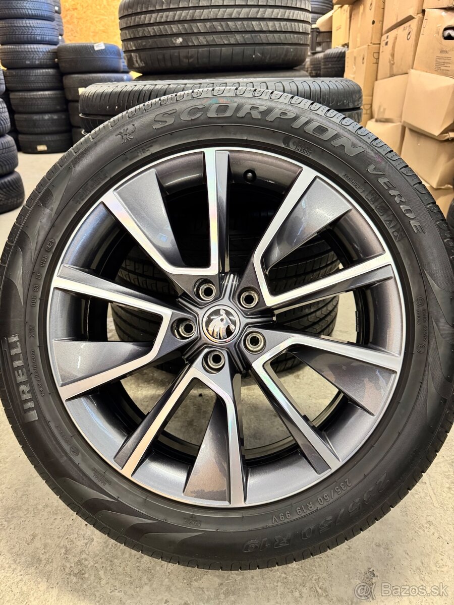 SKODA KODIAQ R19 235/50/19 AKO NOVE SPORTLINE - 2