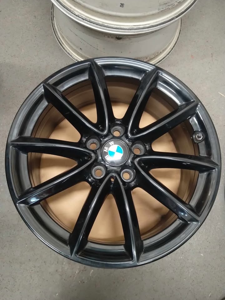 17" alu BMW X1 + TPMS + pneu. - 2