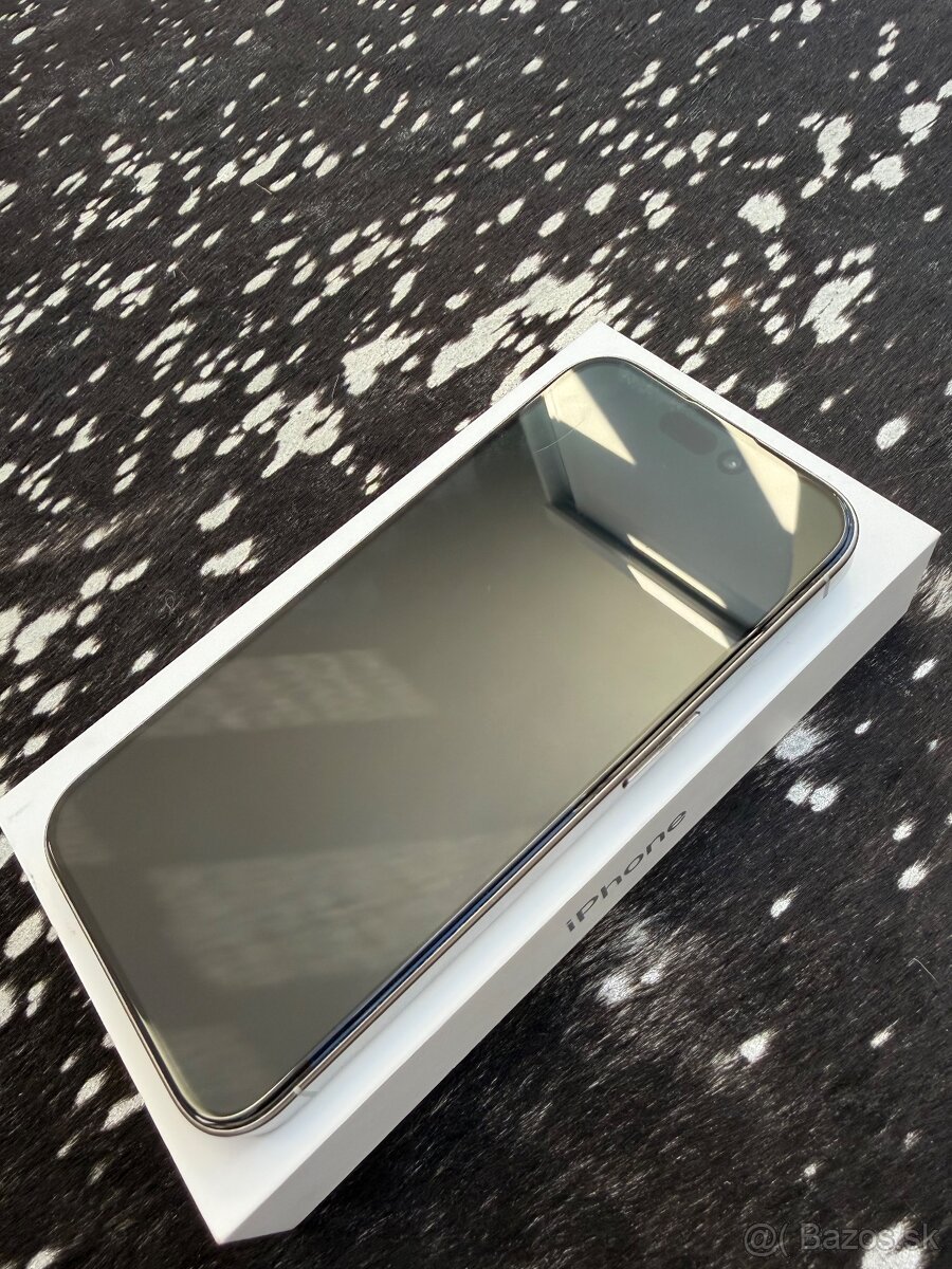 Predám Iphone 15 Pro (256 GB) - 2