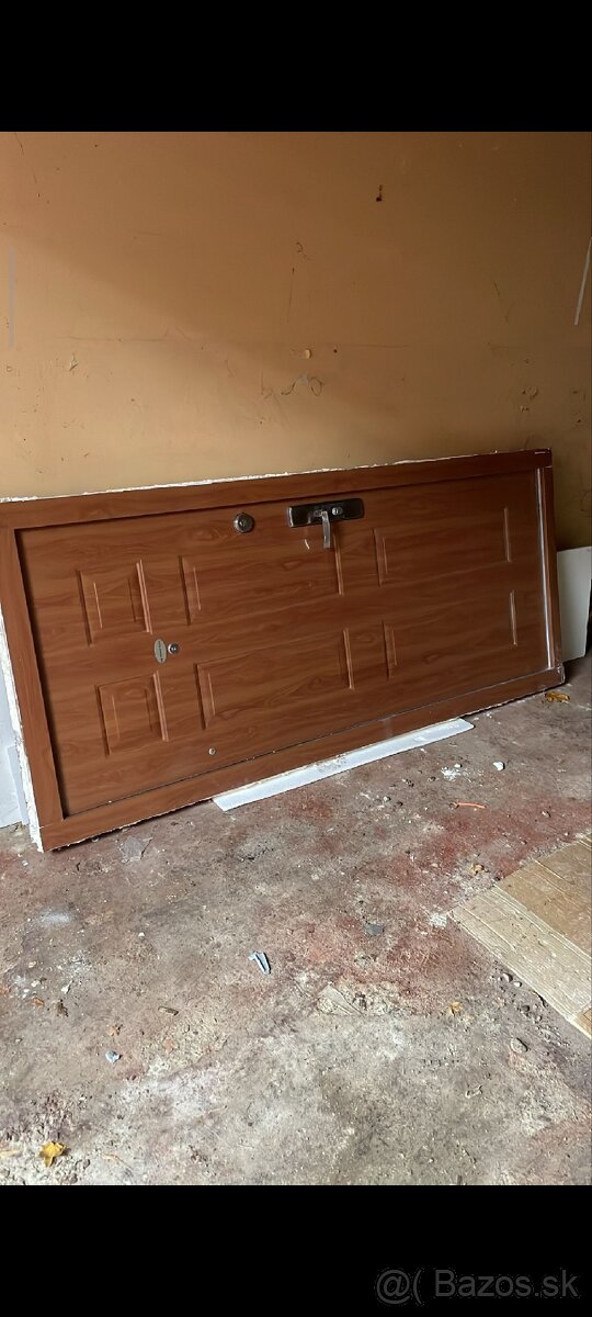 Predám Dvere vonkajšie vchodové 80cm - 2