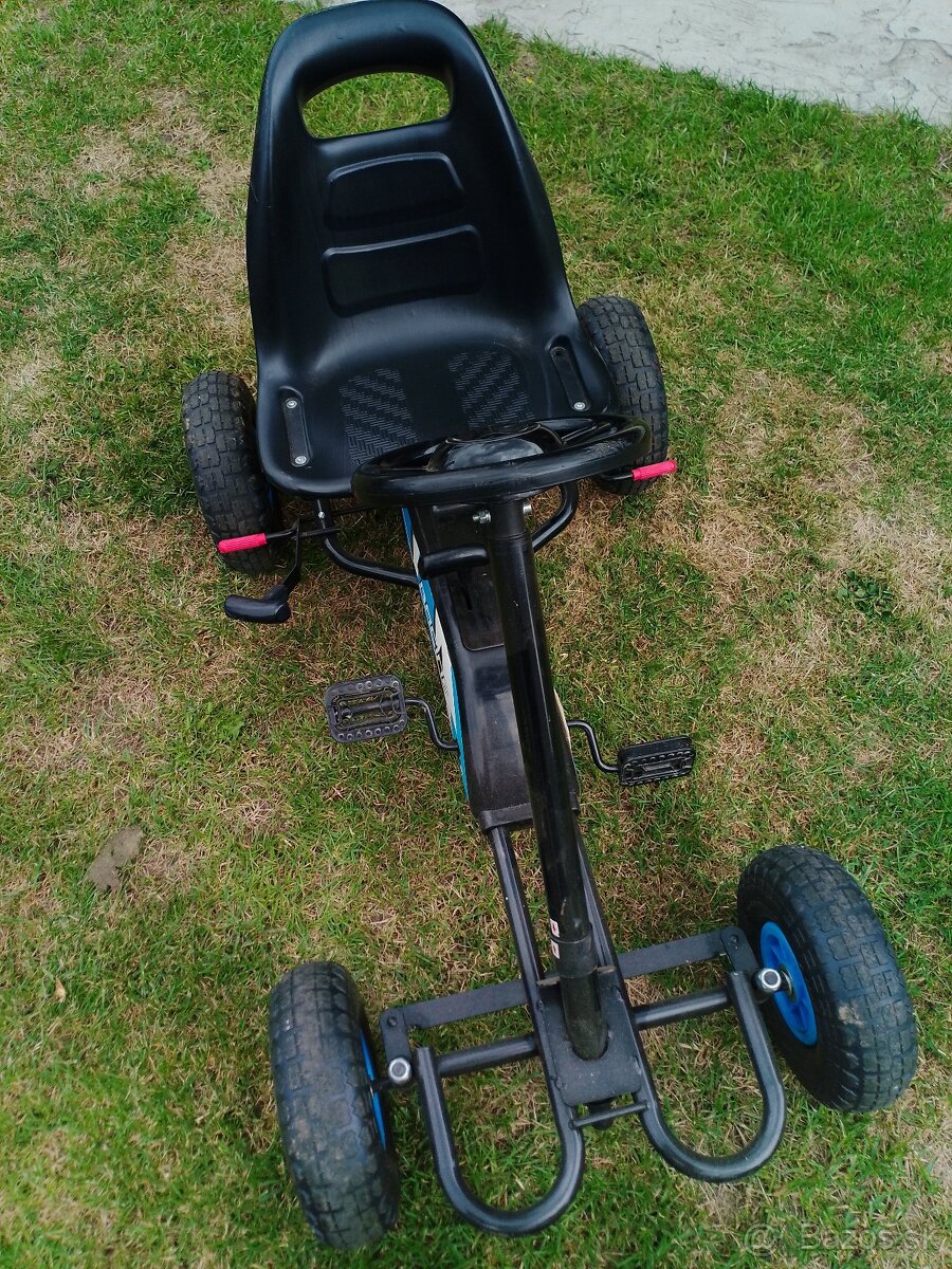 Šlapacia kára Racing - 2