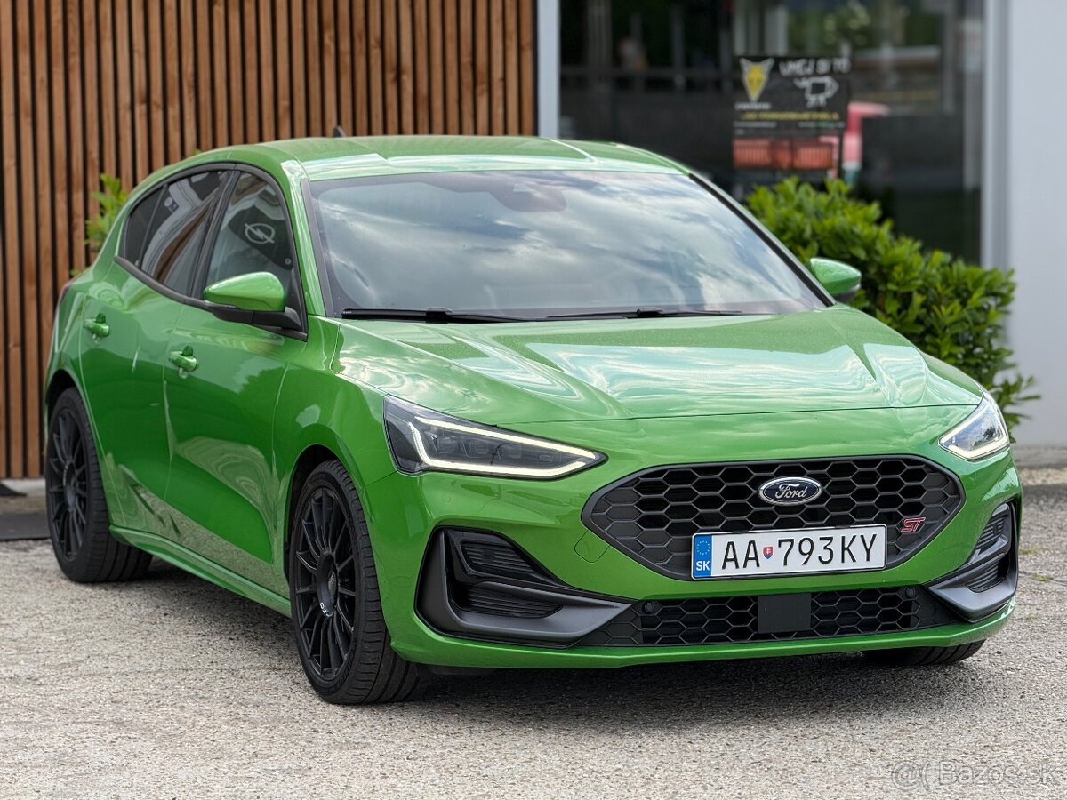 2024 Ford Focus 2.3 EcoBoost ST A/T v záruke do 6/2029 - 2